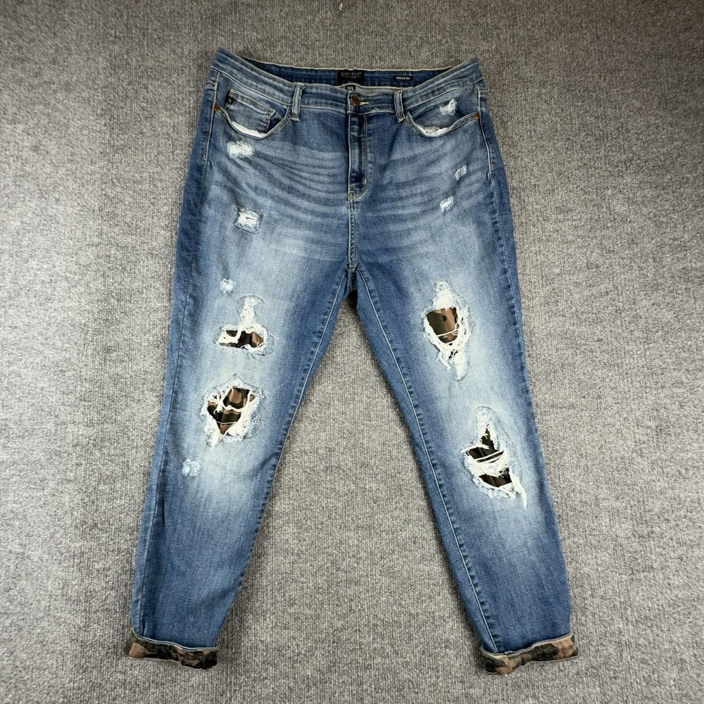 Judy Blue Jeans Womens 3XL Medium Wash Skinny Fit Camo Cuffed Distressed Denim
